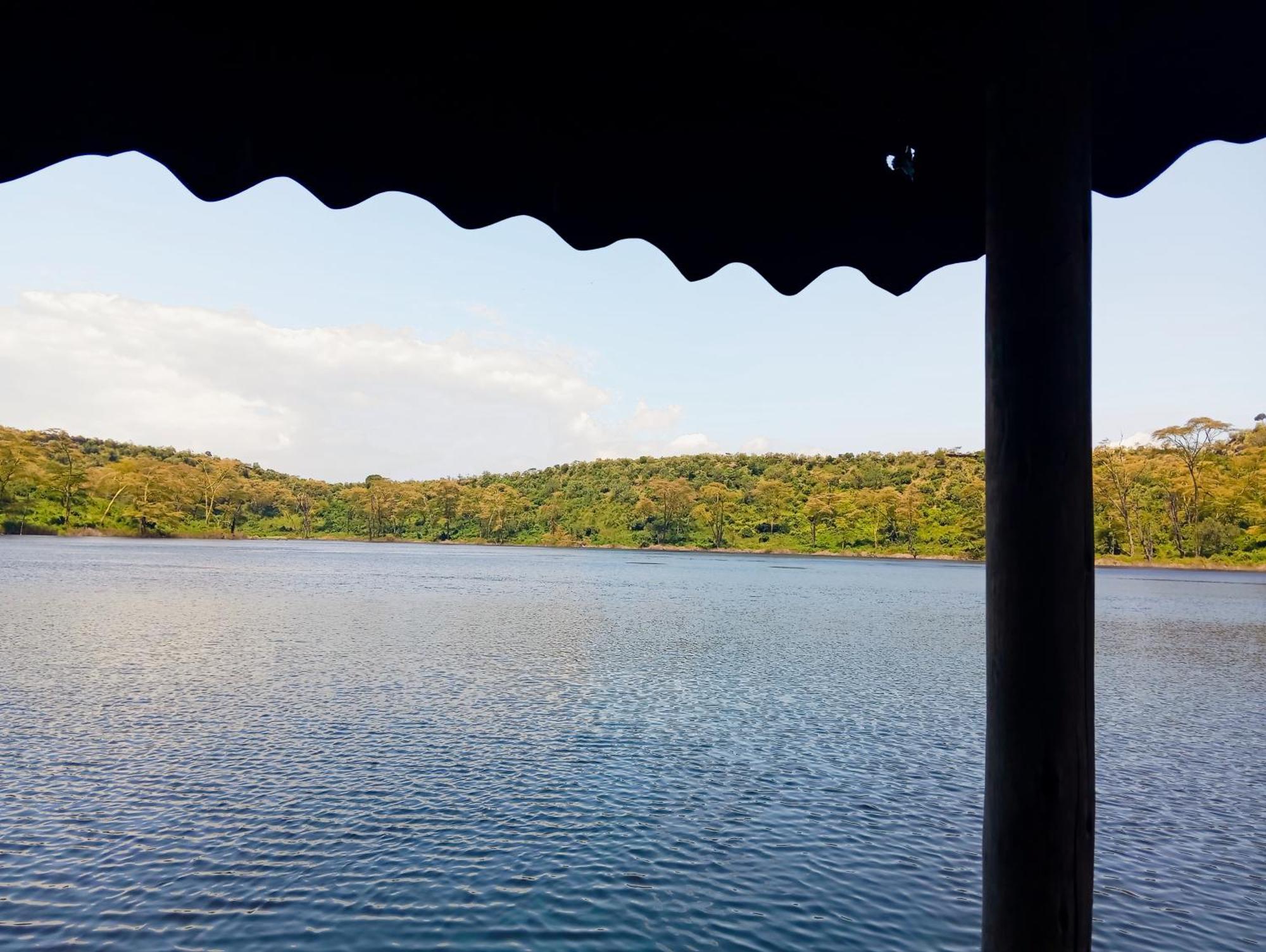 Crater Lake Tented Camp And Game Sanctuary ナイバシャ エクステリア 写真