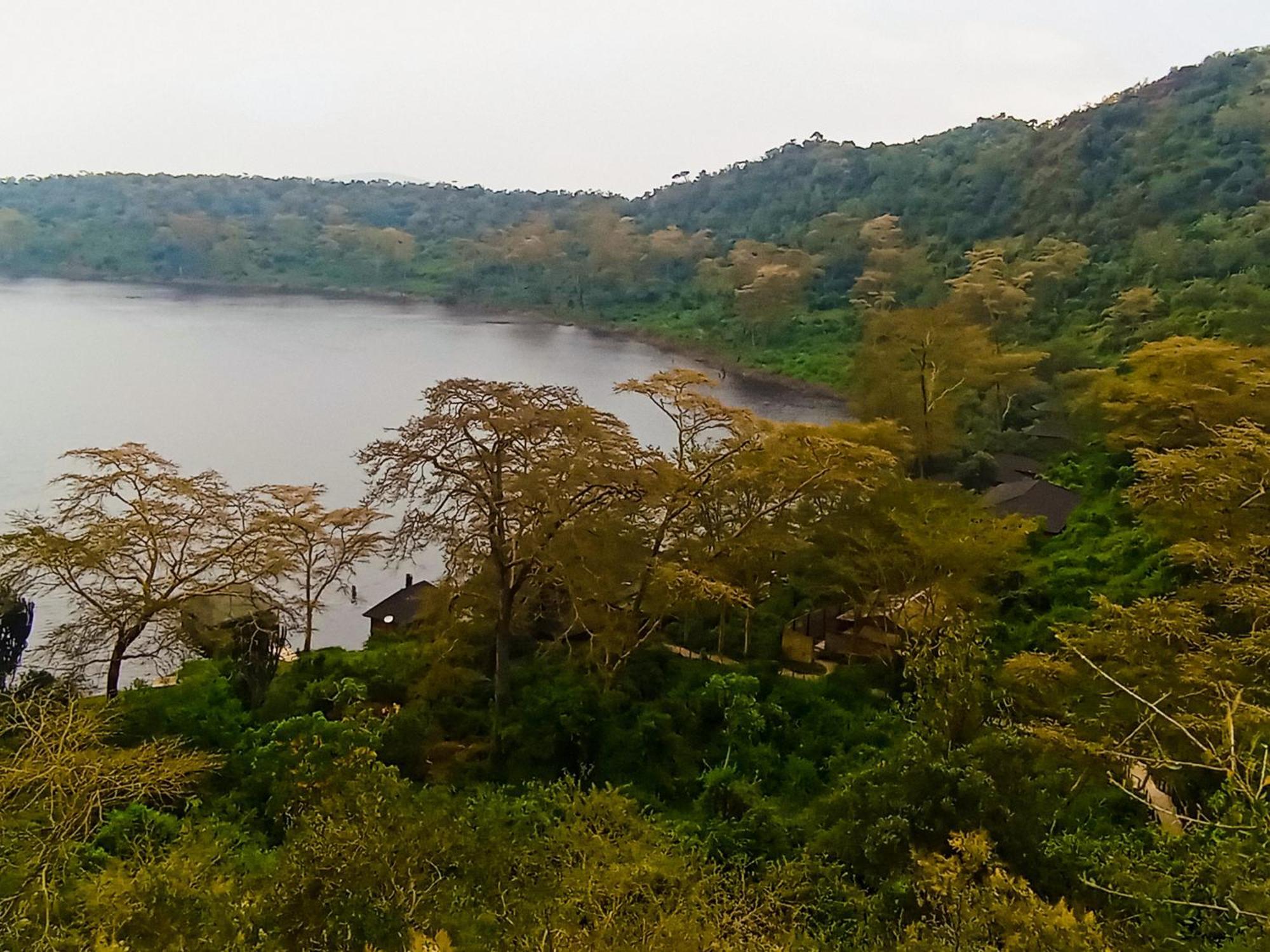Crater Lake Tented Camp And Game Sanctuary ナイバシャ エクステリア 写真